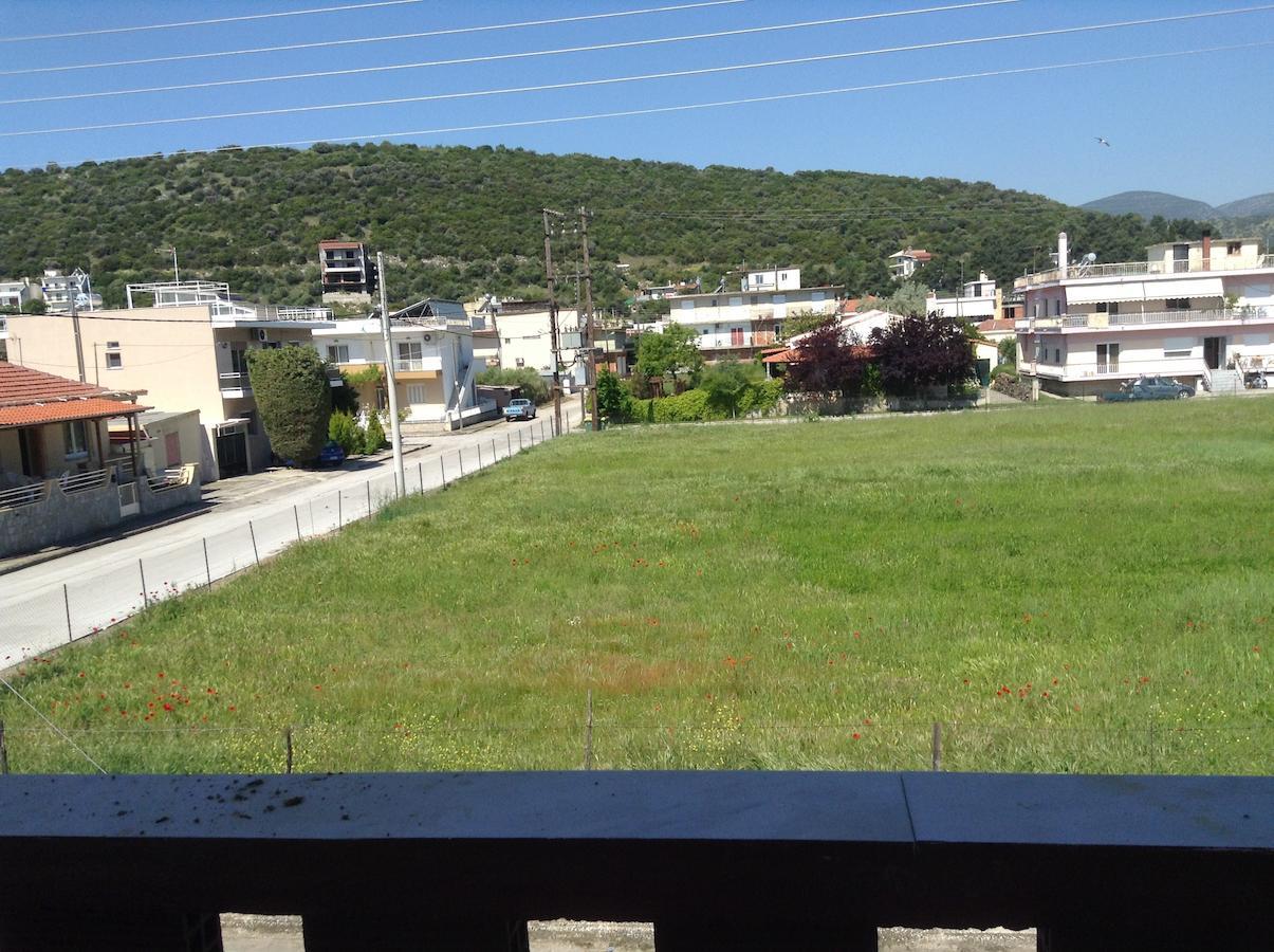 Hotel Paralia Неа-Карвали Номер фото