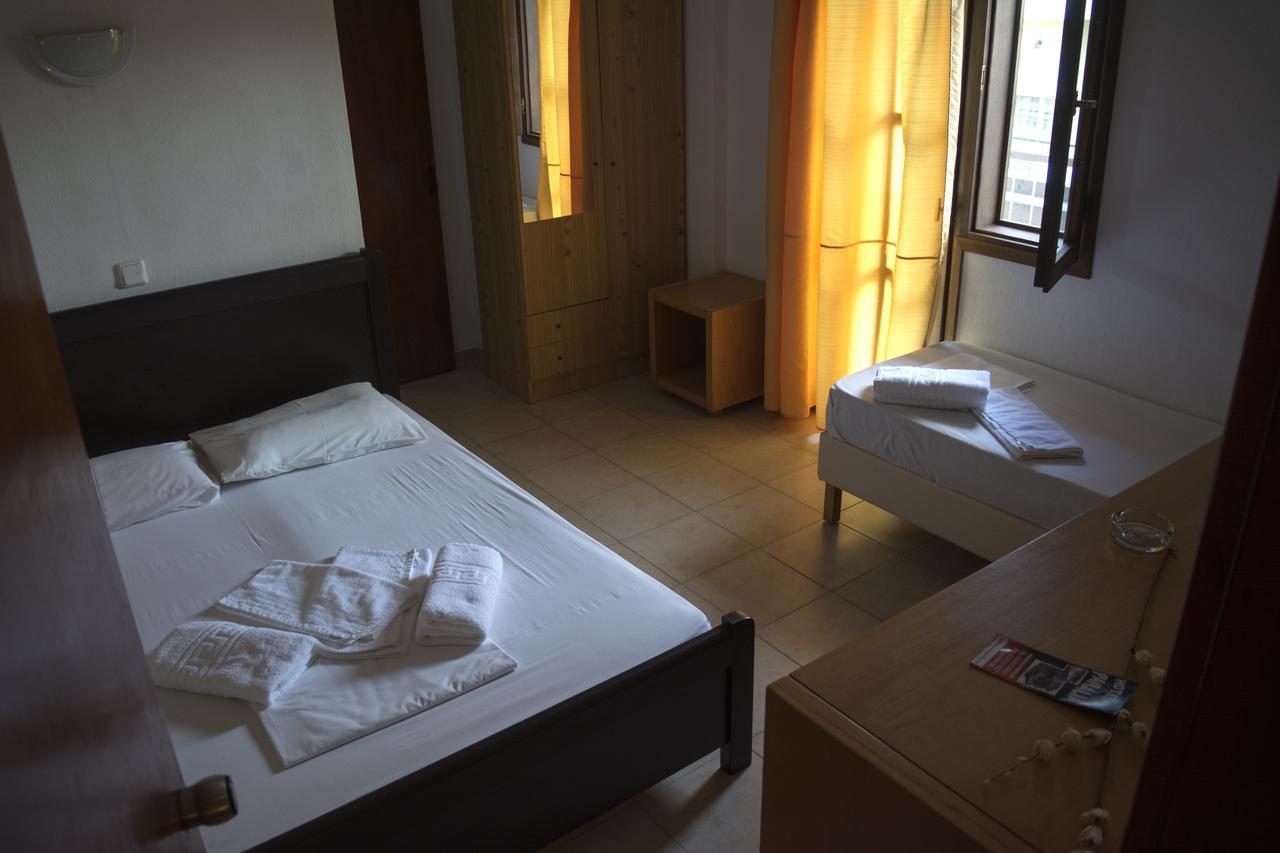 Hotel Paralia Неа-Карвали Экстерьер фото